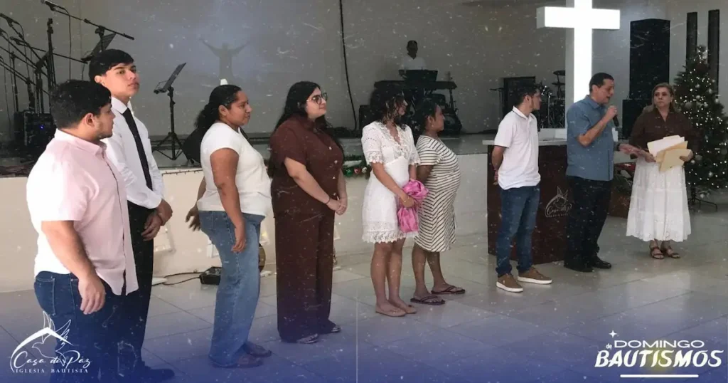bautismo en la iglesia bautista casa de paz que pastorea Juan Carlos Solis