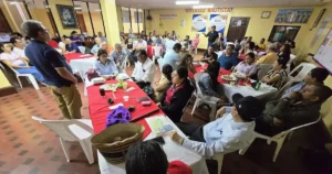 Unos 50 pastores de la Región Central celebraron su primer encuentro anual en las instalaciones del Colegio Bautista. El grupo fue recibido por los profesores José Sebastián Latino y Rosario Hernández